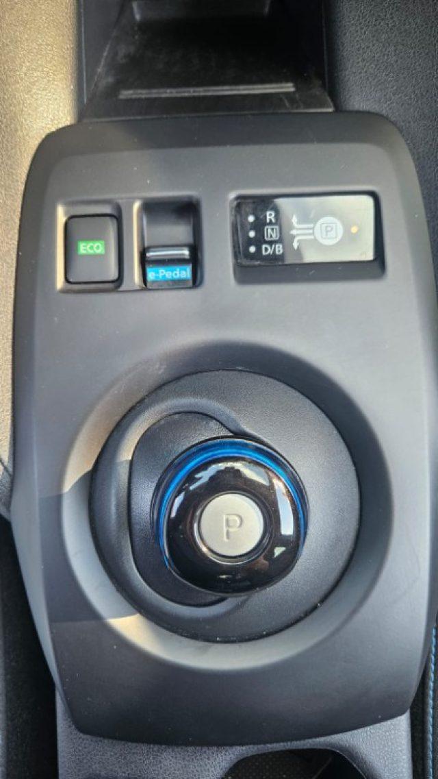 NISSAN Leaf Acenta 40 kWh