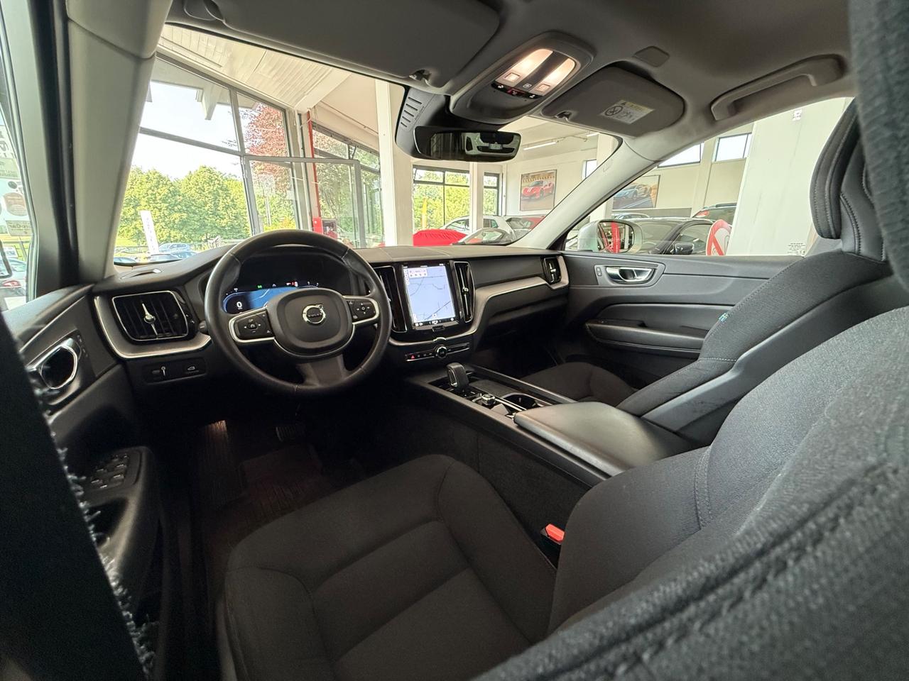 Volvo XC60 2.0 B4 197CV Geartronic Momentum Pro 10/2021 EURO 6D