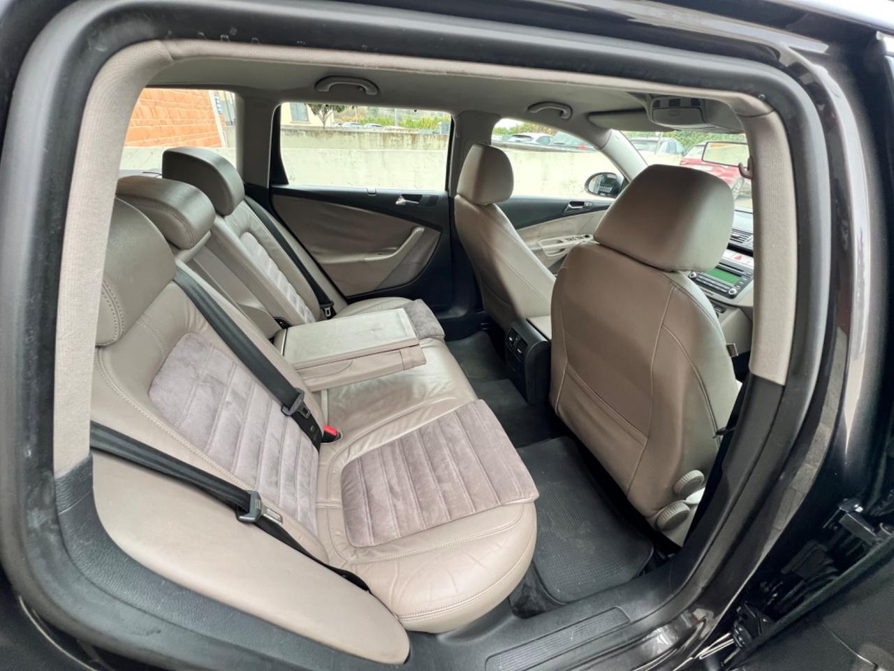 Volkswagen Passat 1.6 16V FSI Comfortline