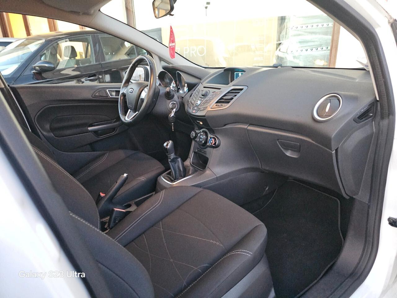 Ford Fiesta 1.5 DIESEL OK PER NEOPATENTATI ANNO 10/2012