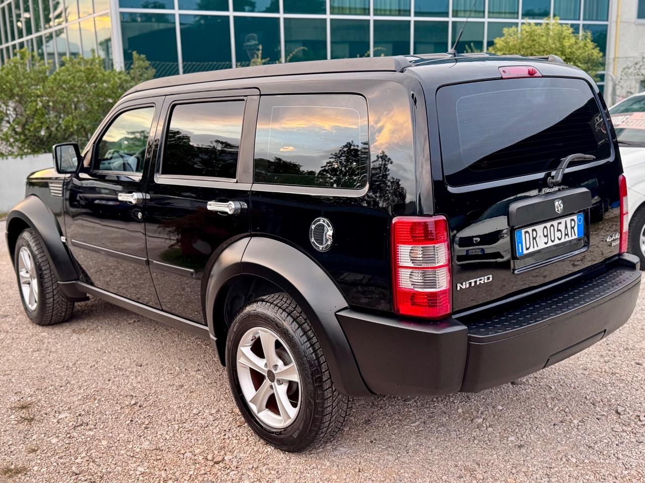 Dodge Nitro 2.8 CRD SXT 4X4 177cv Auto - 2008