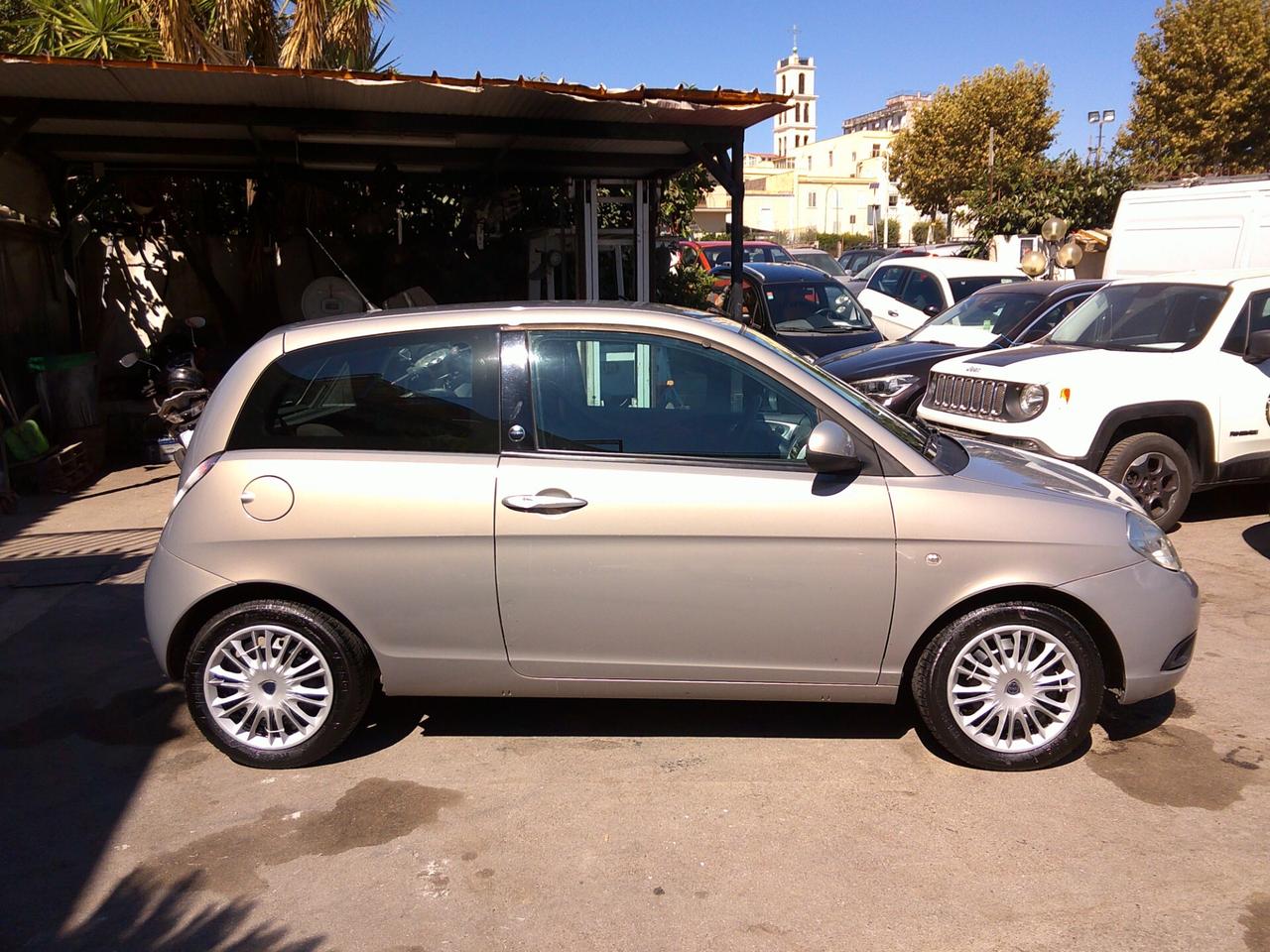 Lancia Ypsilon 1.4 Oro Ecochic GPL 2010