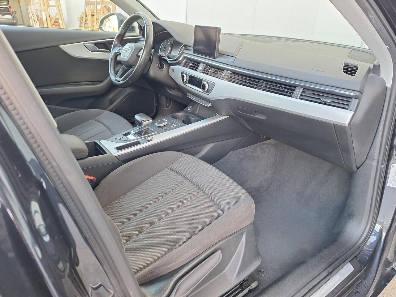 Audi A4 Avant 2.0 150cv Cambio Automatico F1.