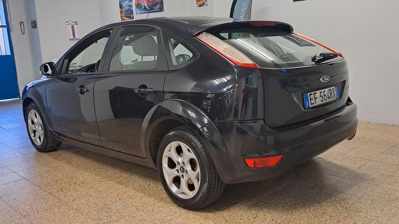 Ford Focus 1.6 5p. Bz.- GPL Titanium