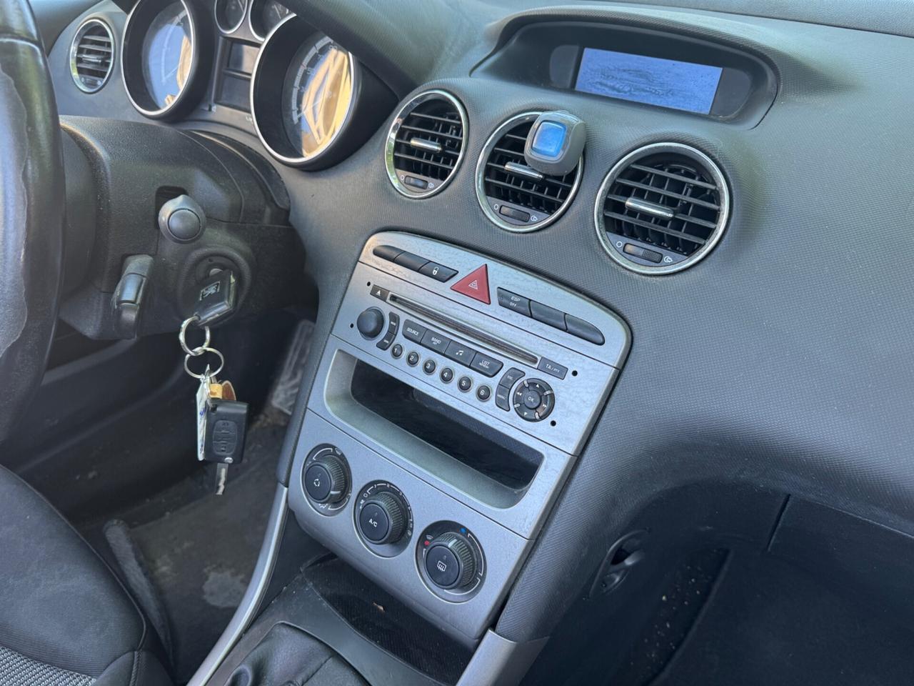 Peugeot 308 1.6 HDi Cabrio neopaten garanzia 12 mesi