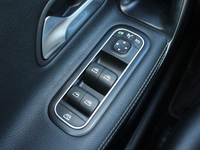 MERCEDES-BENZ A 180 d Automatic Progressive Advanced