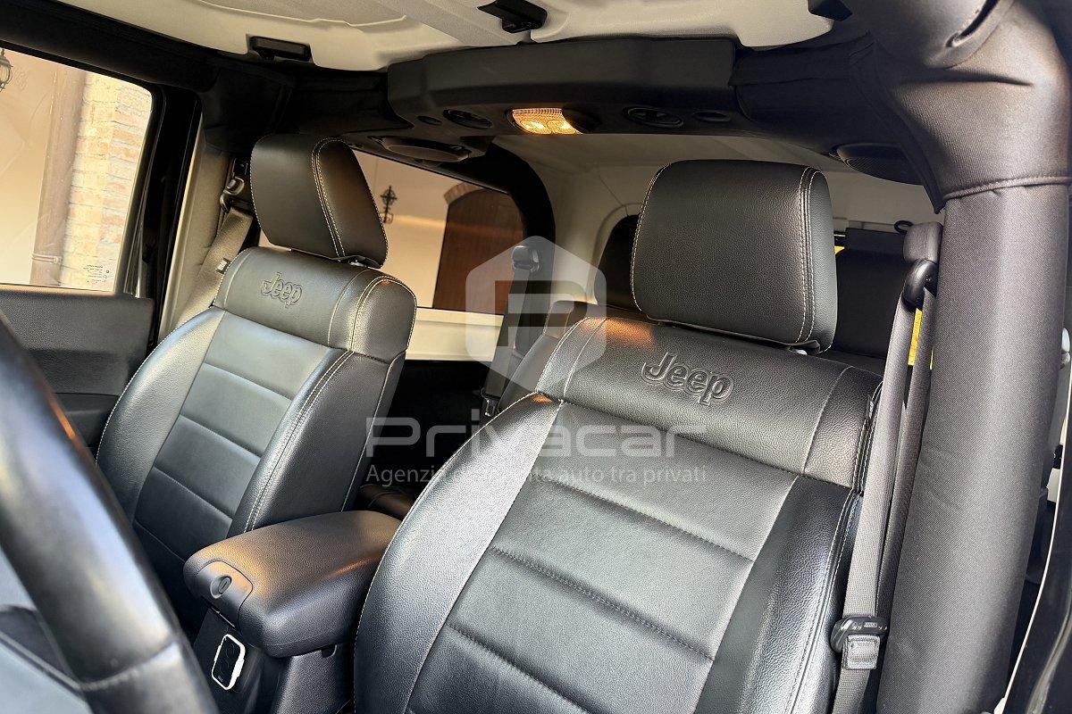 JEEP Wrangler 2.8 CRD DPF Sahara Auto