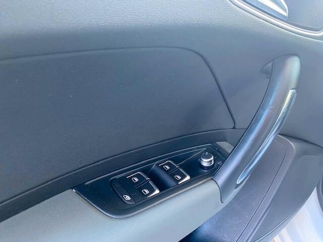 Audi A1 1.6 TDI 116 CV S tronic Design
