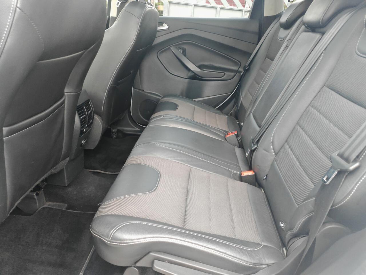 Ford Kuga 2.0 TDCI tetto navig cam pelle 2013