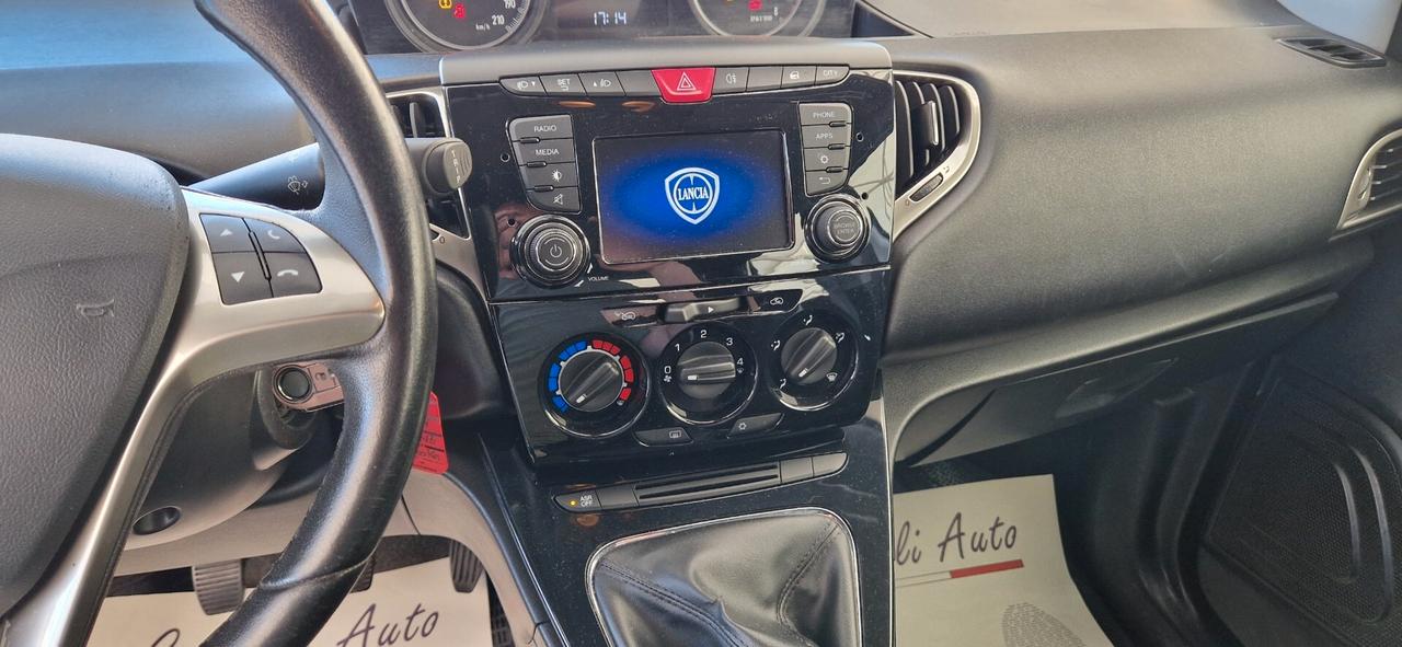 Lancia Ypsilon 1.2 69cv Platinum **35.000km**