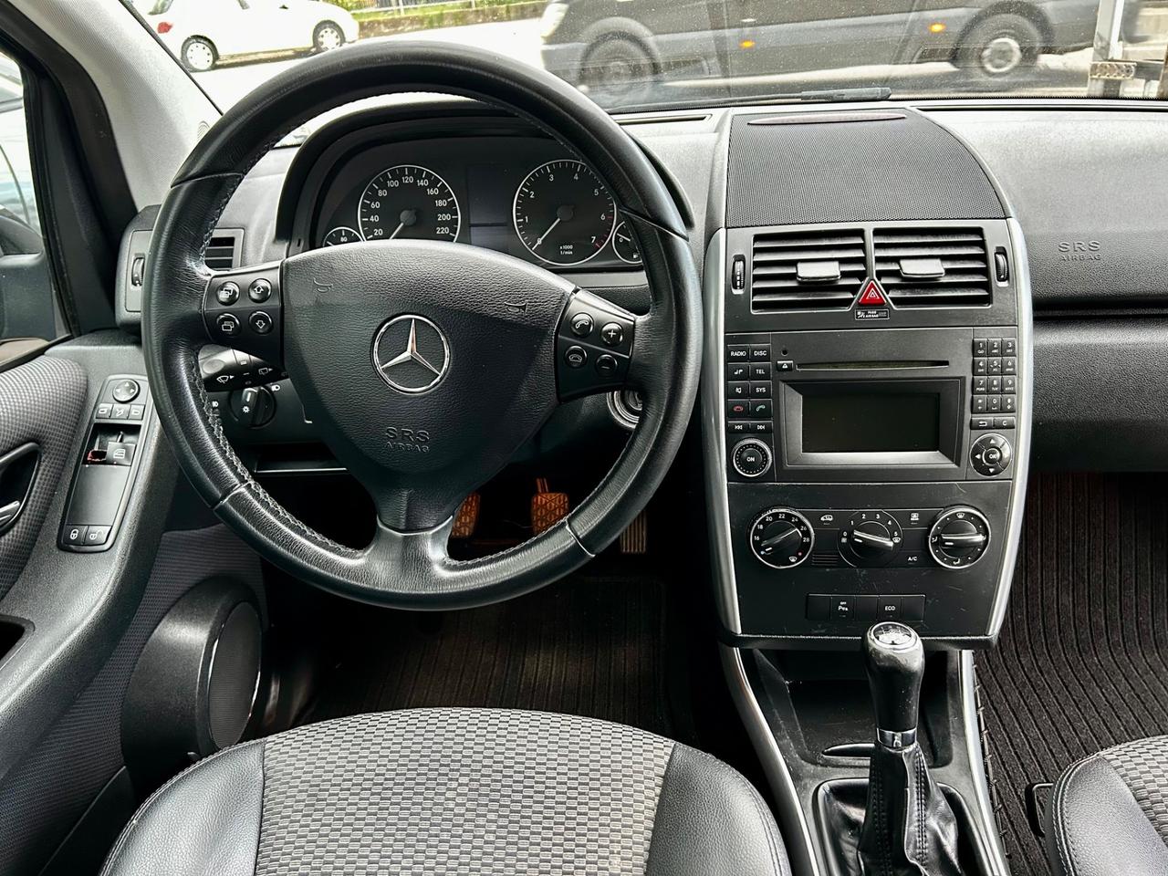 Mercedes-benz A 160 A 160 BlueEFFICIENCY Special Edition