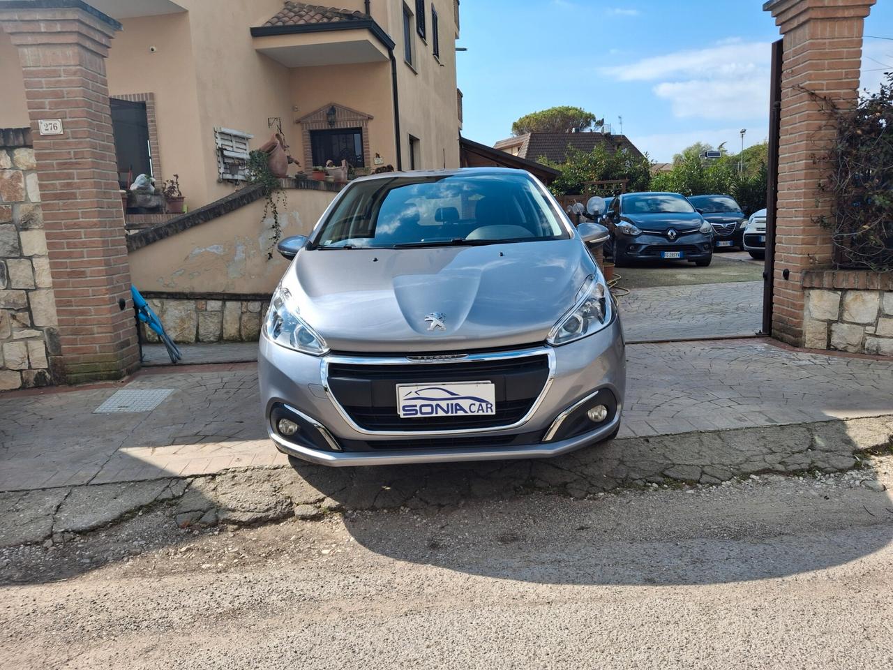 Peugeot 208 PureTech 82 5 porte Active Neopatentati