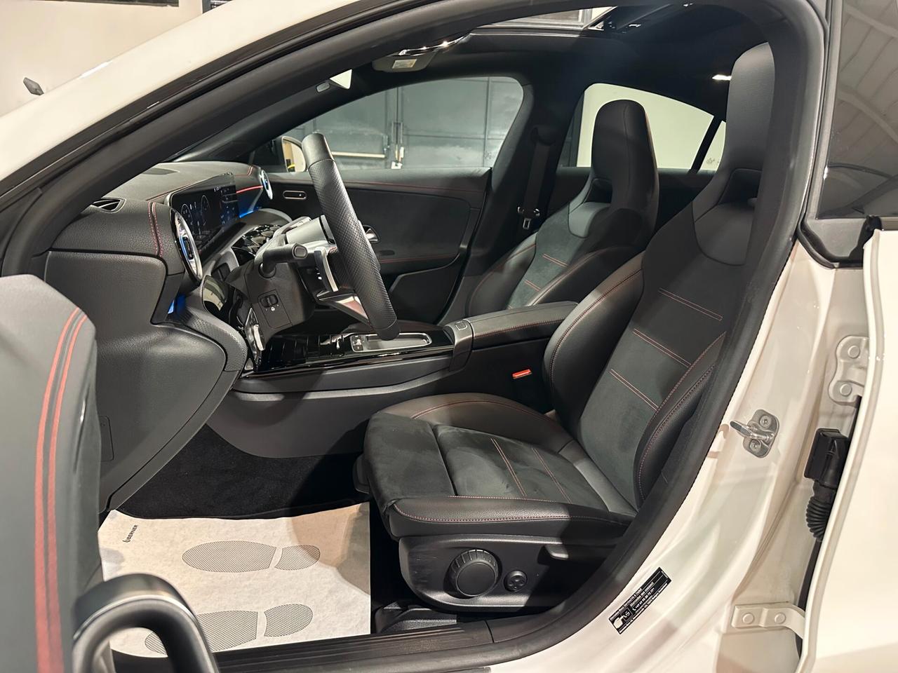 Mercedes-benzCLA 200 d Automatic AMG Line Premium - TETTO - LUCI 64 COLODI - 360