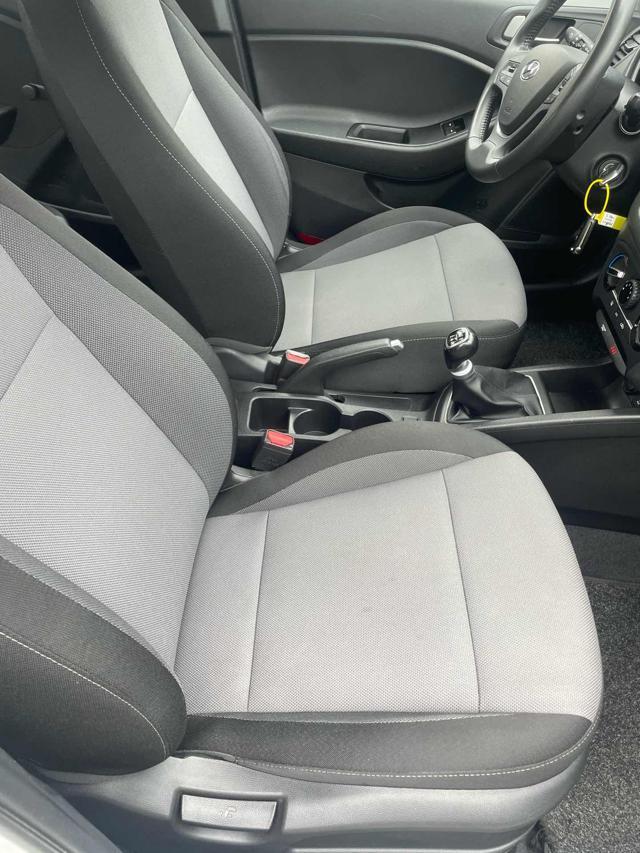 HYUNDAI i20 1.2 advanced
