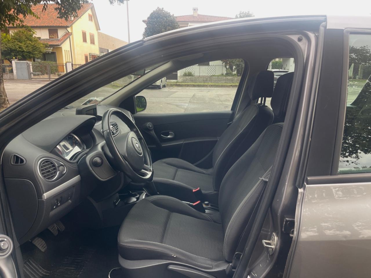 Renault Clio 1.5 dCi 75CV 5 porte Dynamique per Neopatentati