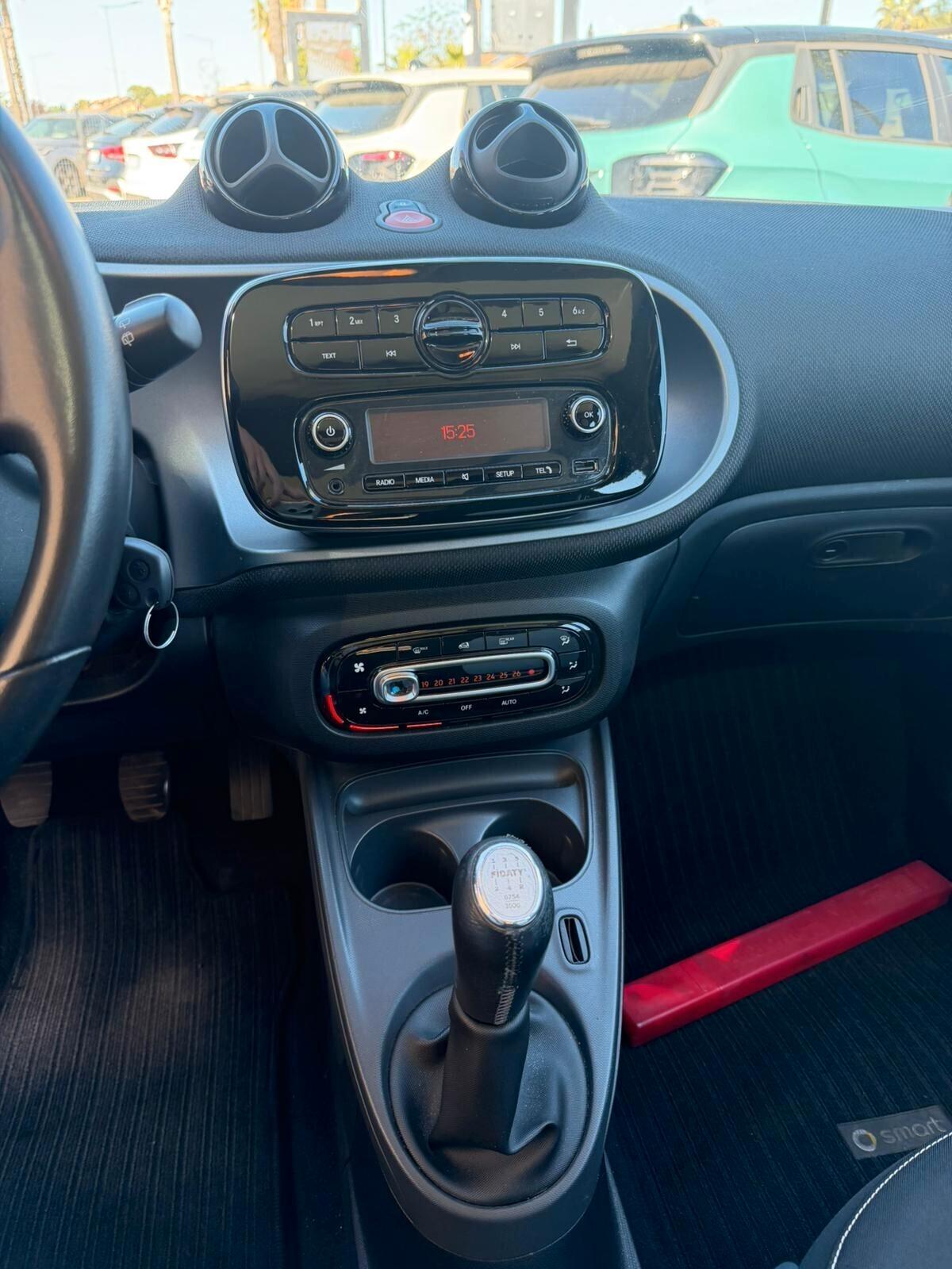 Smart ForFour 60 1.0 Black Passion