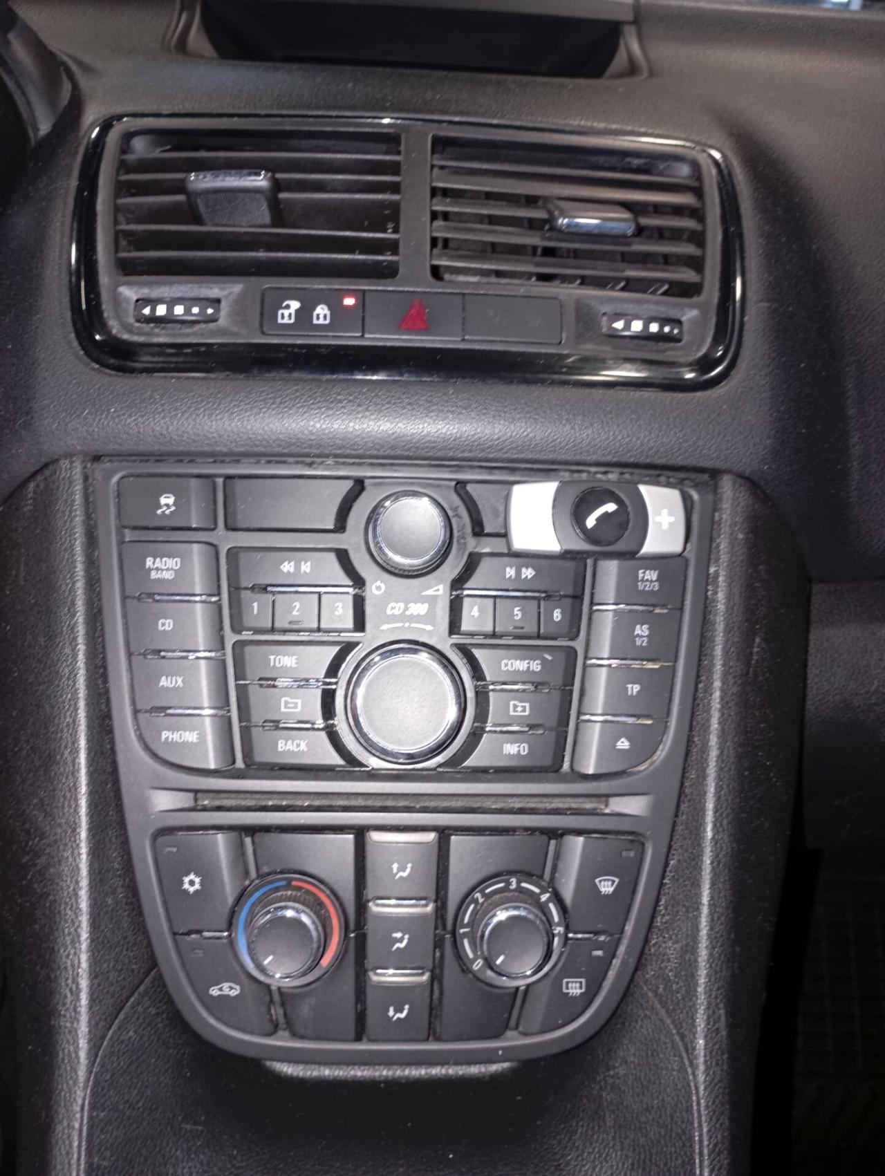 Opel Meriva del 2012 -DIESEL EURO 5B 120.000 km -