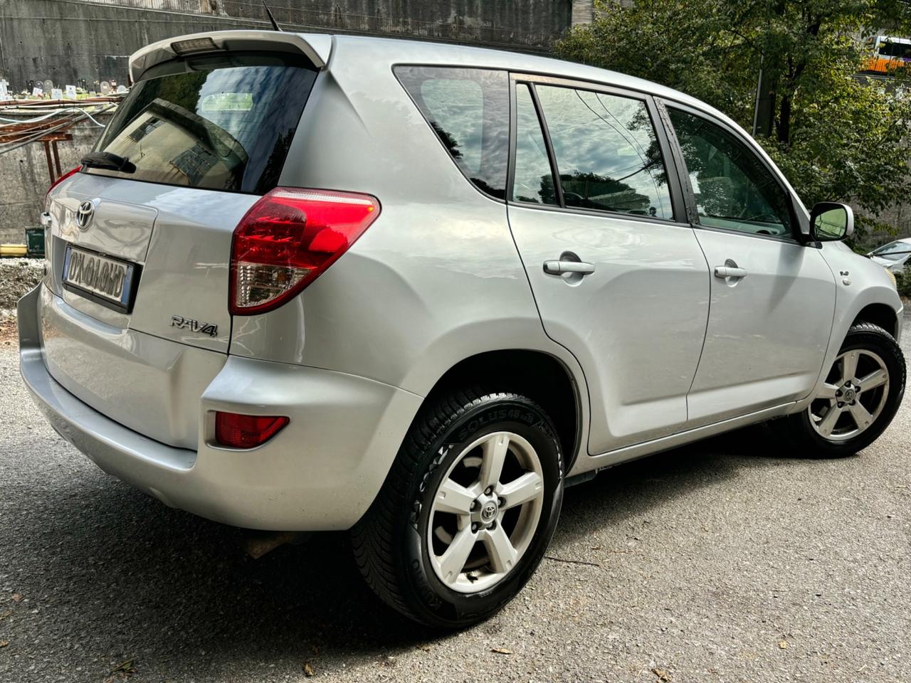 Toyota RAV 4 RAV4 2.0 aut. Luxury