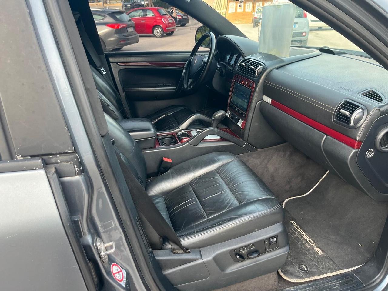 Porsche Cayenne 3.2 V6 cat