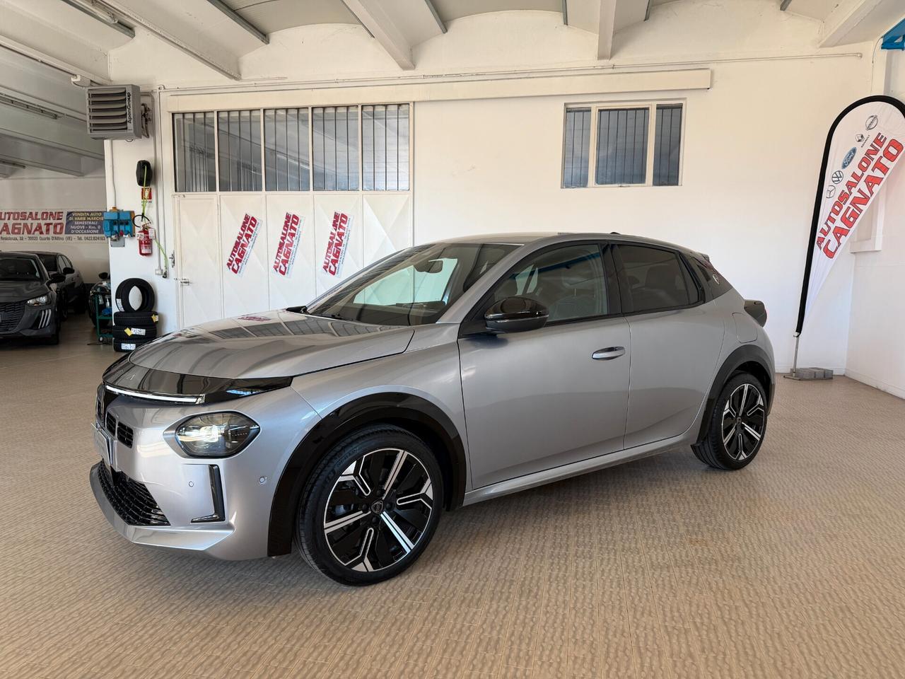 Lancia Ypsilon Hybrid e-DCT LX 2025 Km 4600 Fulloptional