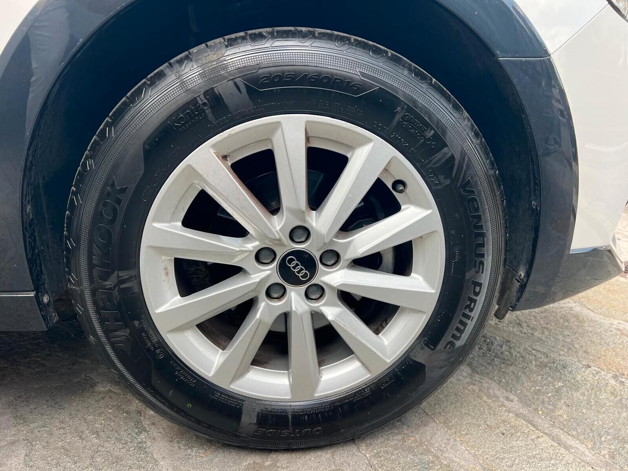 AUDI A1 ALLSTREET 30 TFSI S-TRONIC BUSINESS NEOP 15.800 km
