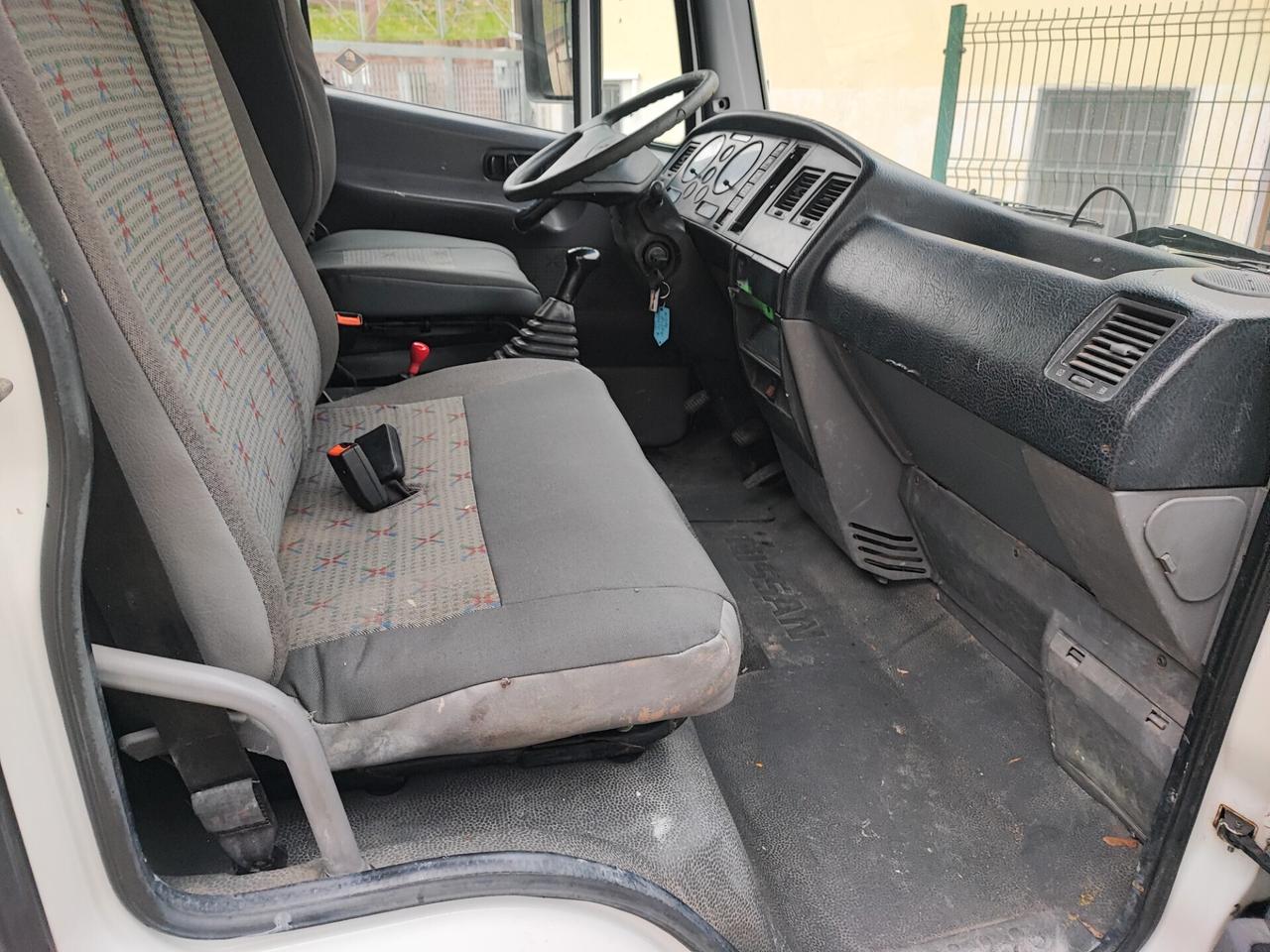 Nissan Atleon TK 35 IVA COMPRESA