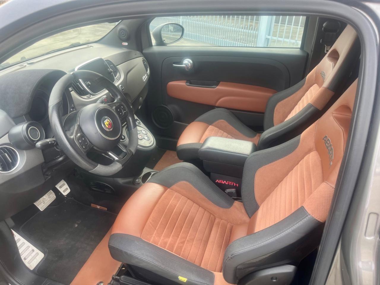 Abarth 595 C 1.4 Turbo T-Jet 180 CV Competizione