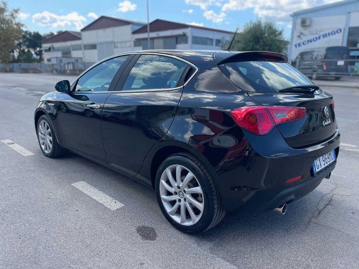 ALFA ROMEO - Giulietta - 2.0 JTDm-2 170 CV Exclusive