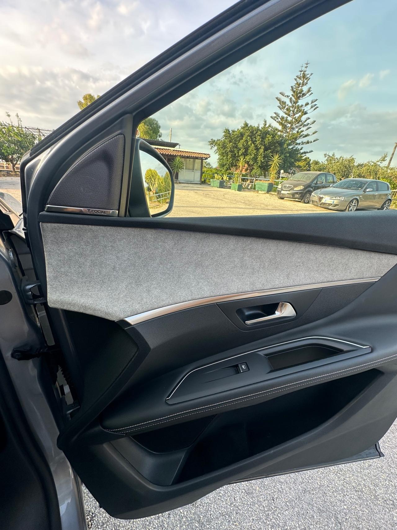 Peugeot 3008 BlueHDi 130 S&S EAT8 GT