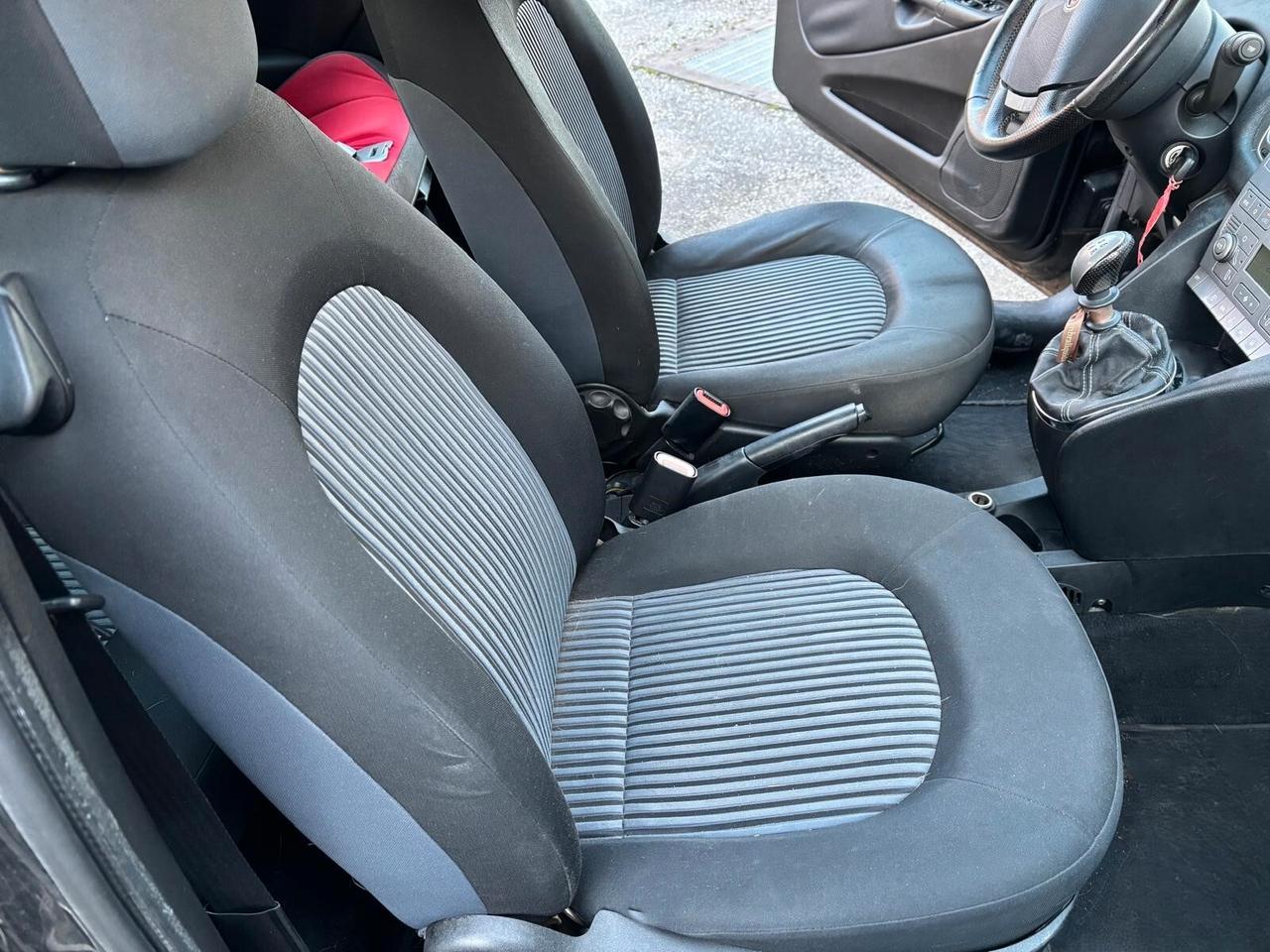 Lancia Ypsilon 1.2 Platino