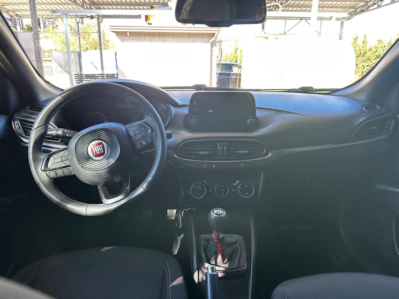 Fiat Tipo 1.6 Mjt S&S 5 porte Sport