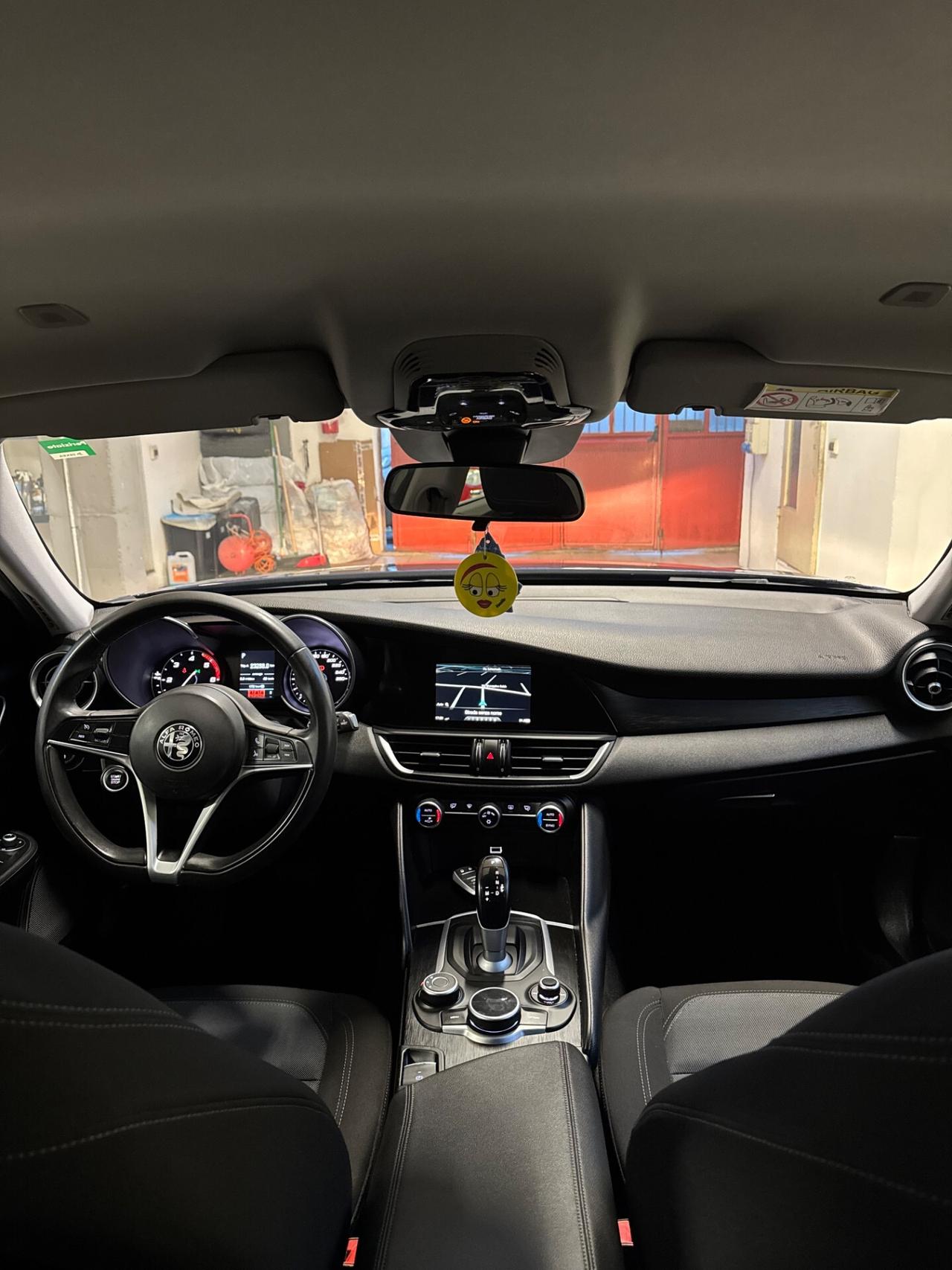 Alfa Romeo Giulia 2.2 Turbodiesel 180 CV Business Sport