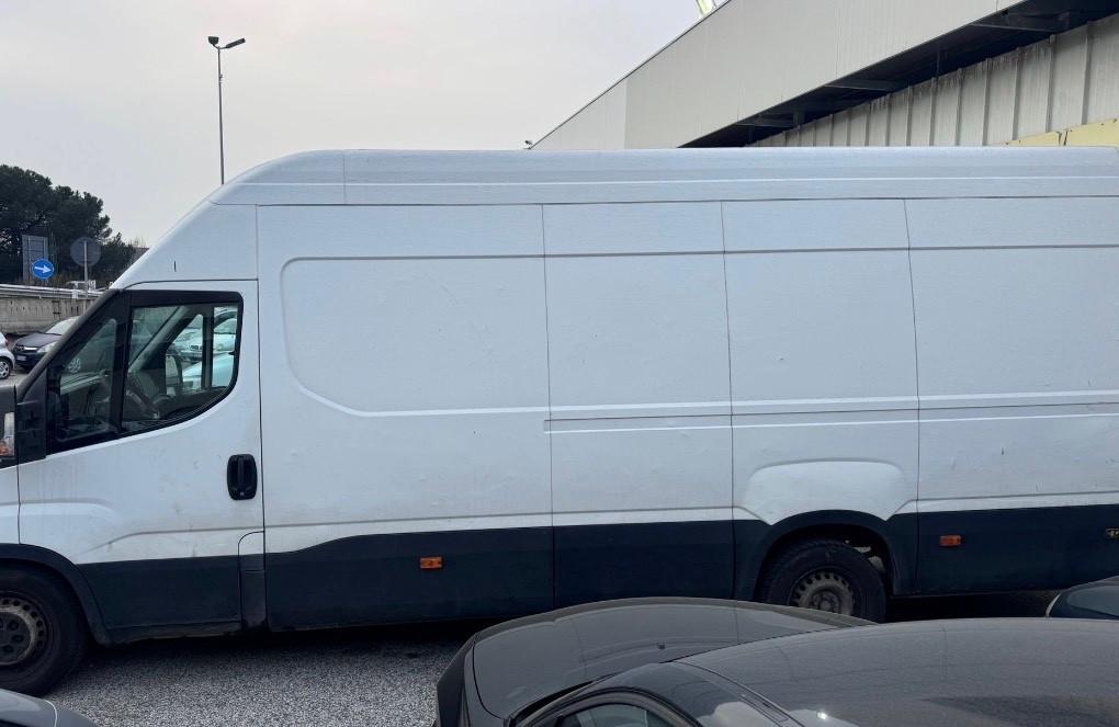 Iveco daily 35s17 H3 L3