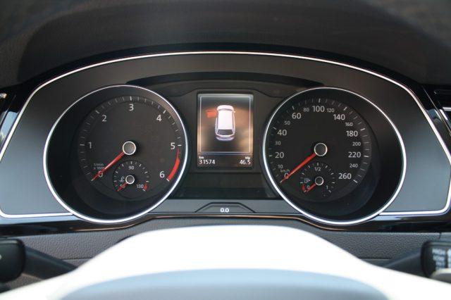 VOLKSWAGEN Passat Variant 2.0 TDI SCR EVO DSG Business