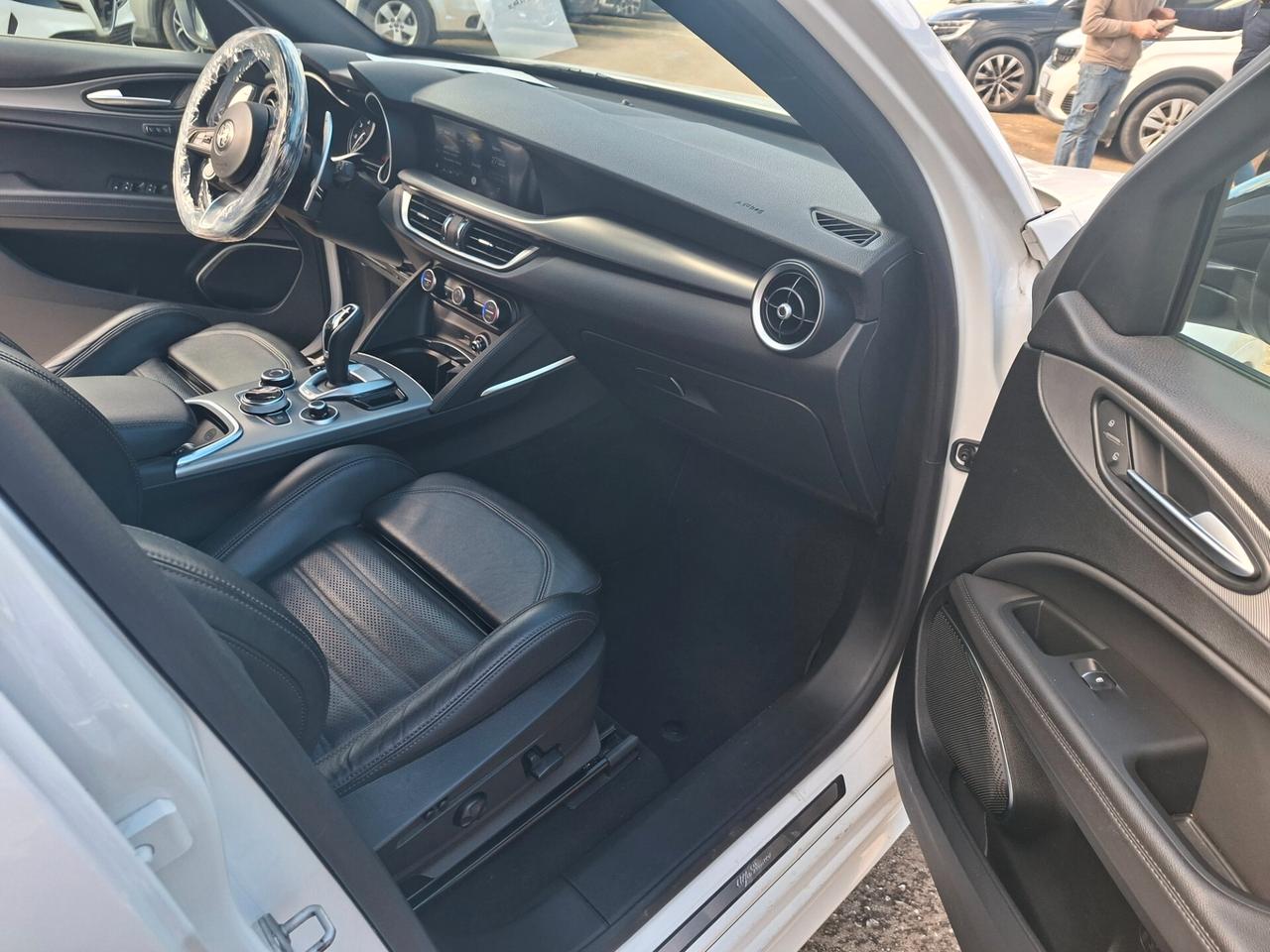 Alfa Romeo Stelvio 2.2 Turbodiesel 210 CV AT8 Q4 Veloce Tì