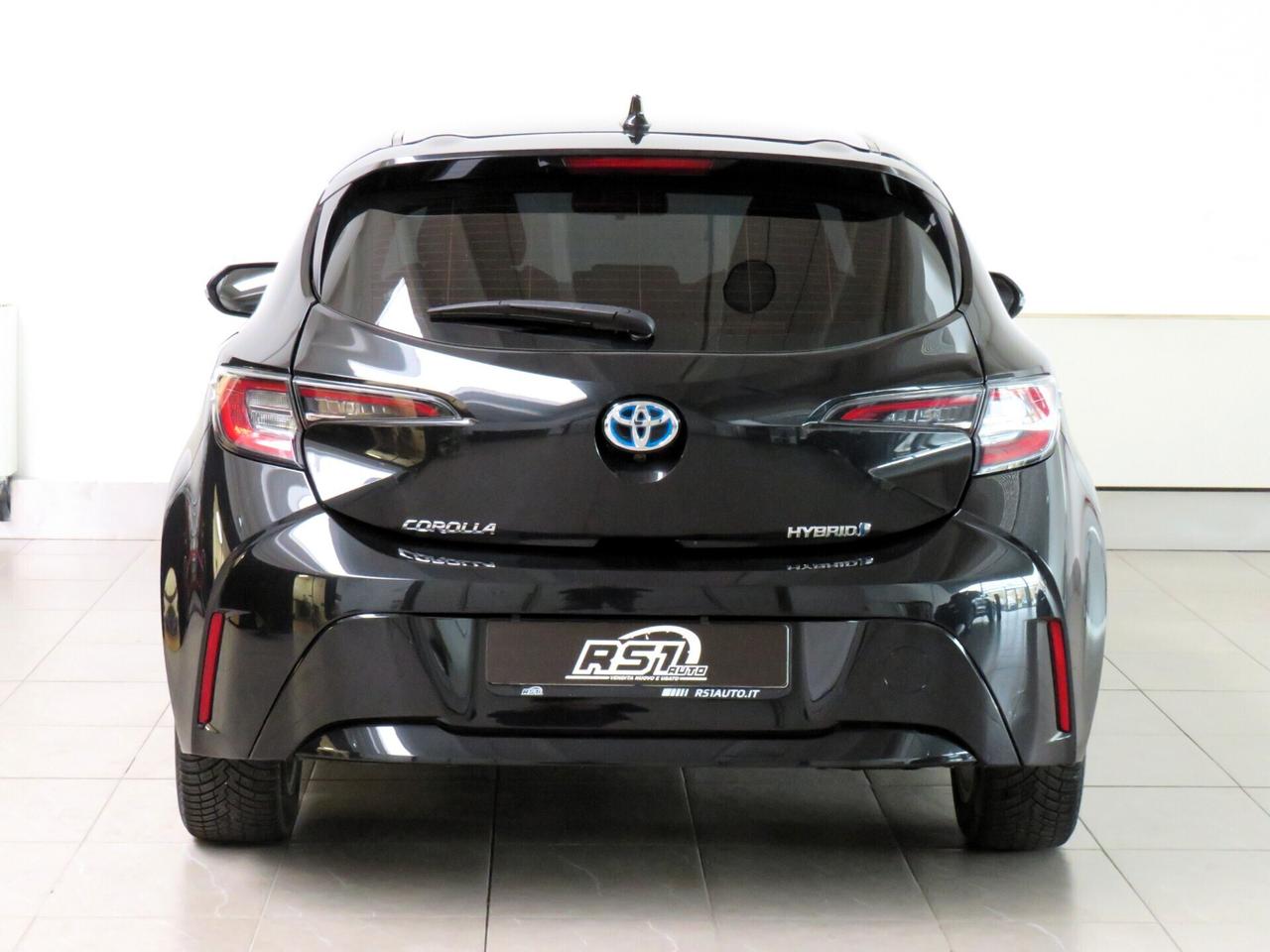 Toyota Corolla 1.8 Hybrid Business