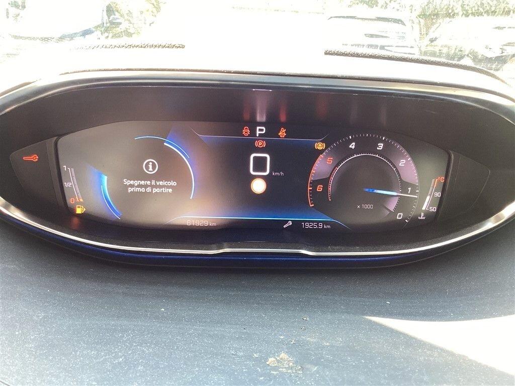 PEUGEOT 5008 1.5 BLUEHDI 131CV EAT8 SeS 7POSTI GT ( FARI LED - I-COCKPIT - CRUISE - NAVI - MIRROR - PDC - TELECAMERA POST. - CERCHI 18 )