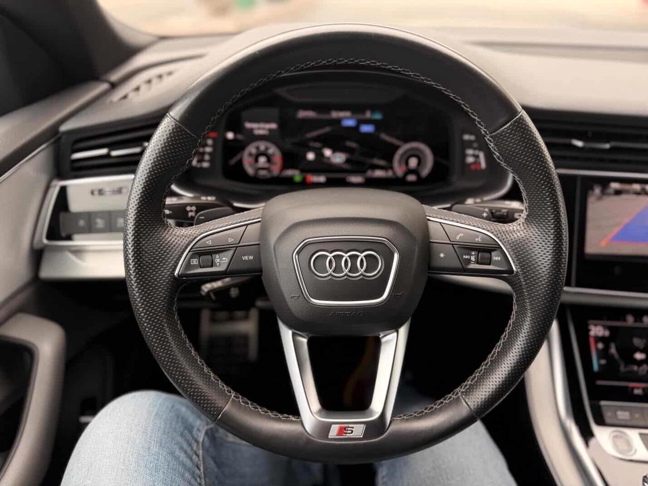 Audi Q8 50 TDI IDENTITY BLACK/23" RSQ8/PELLE/S-LINE