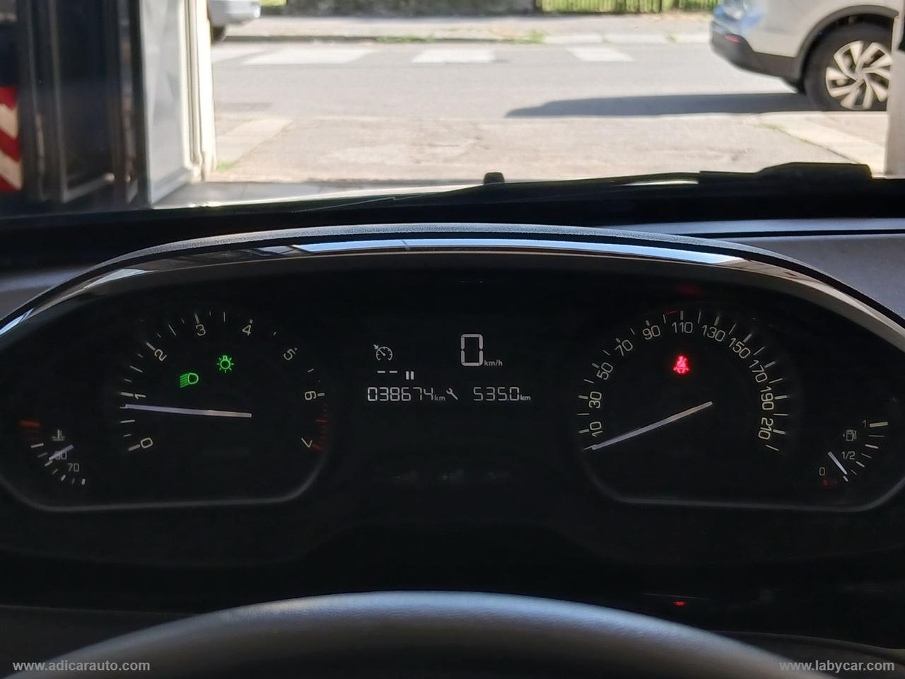 PEUGEOT 2008 PureTech 82 Access