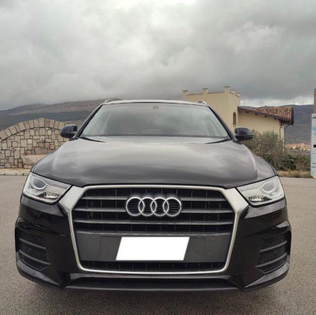 AUDI Q3 2.0 TDI 120 CV Business