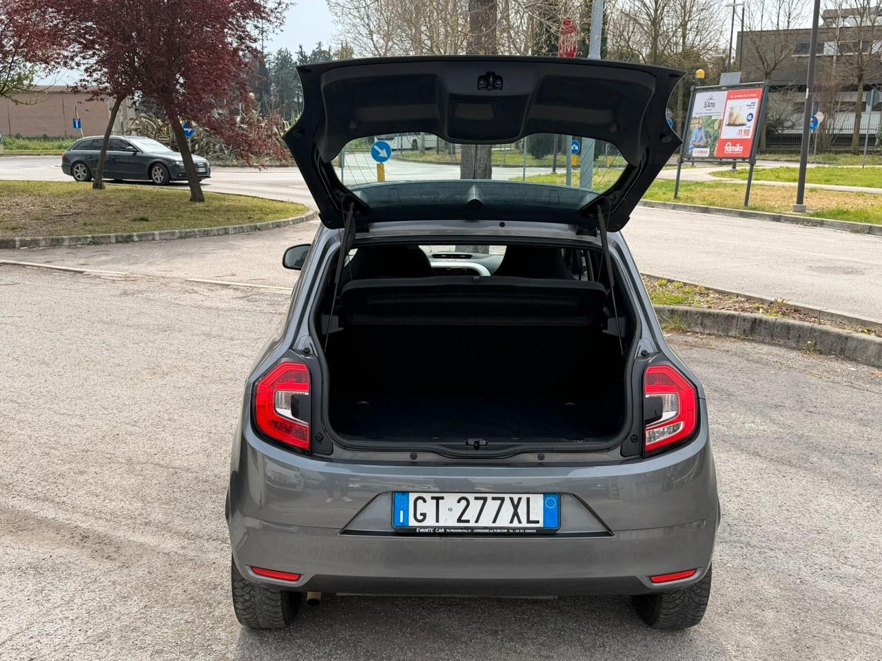 Renault Twingo SCe 65 CV Equilibre La Parisienne
