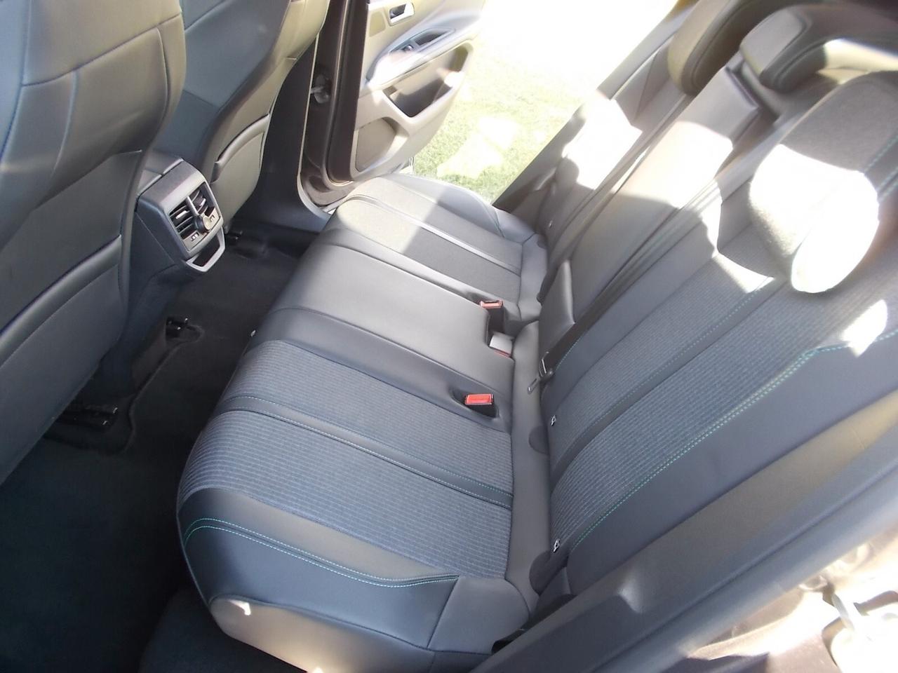 Peugeot 3008 1.5 130cv Eat8 *FULL OPT.-80.000 Km*