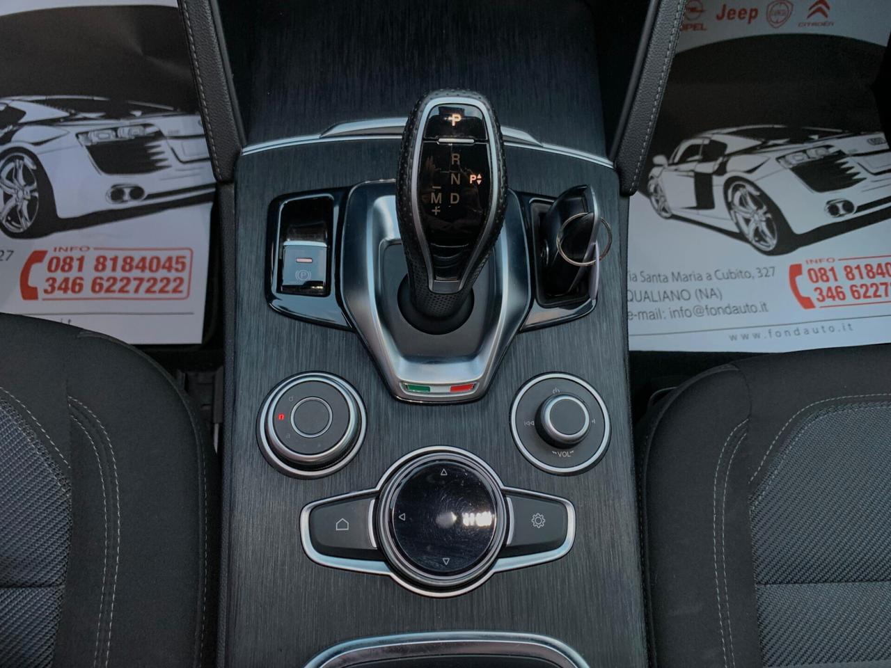 Alfa Romeo Stelvio 2.2 Turbodiesel 160 CV AT8 RWD Business