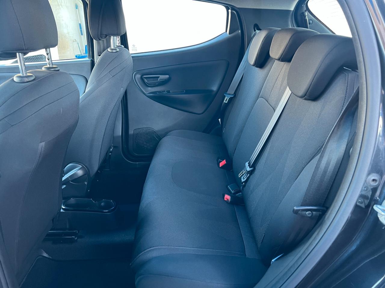 Lancia Ypsilon 1.0 FireFly 5 porte S&S Hybrid Ecochic Gold