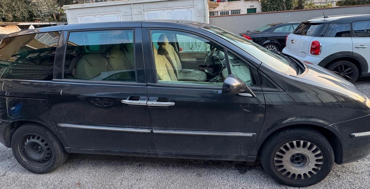 Lancia Phedra 2.0 MJT 120 CV Executive MECCANICAMENTE A POSTO SUBITO DISPONIBILE