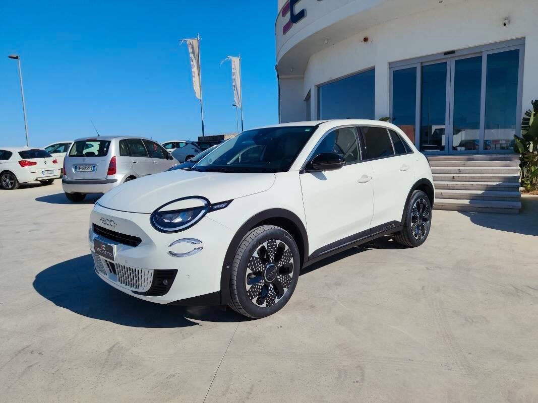 Fiat 600 1.2 hybrid La Prima 110cv auto