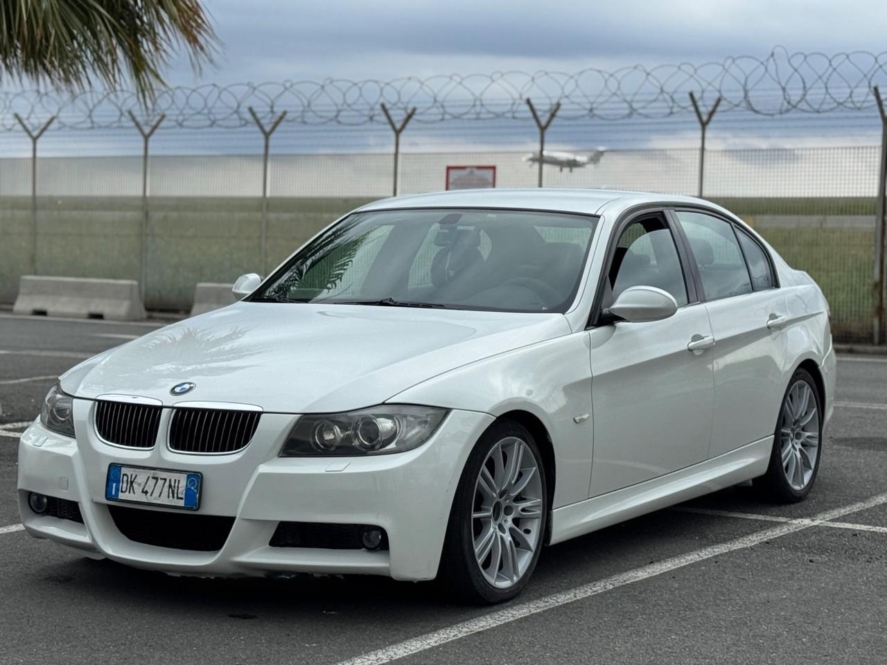 BMW 318D M SPORT BERLINA GARANZIA 12 MESI