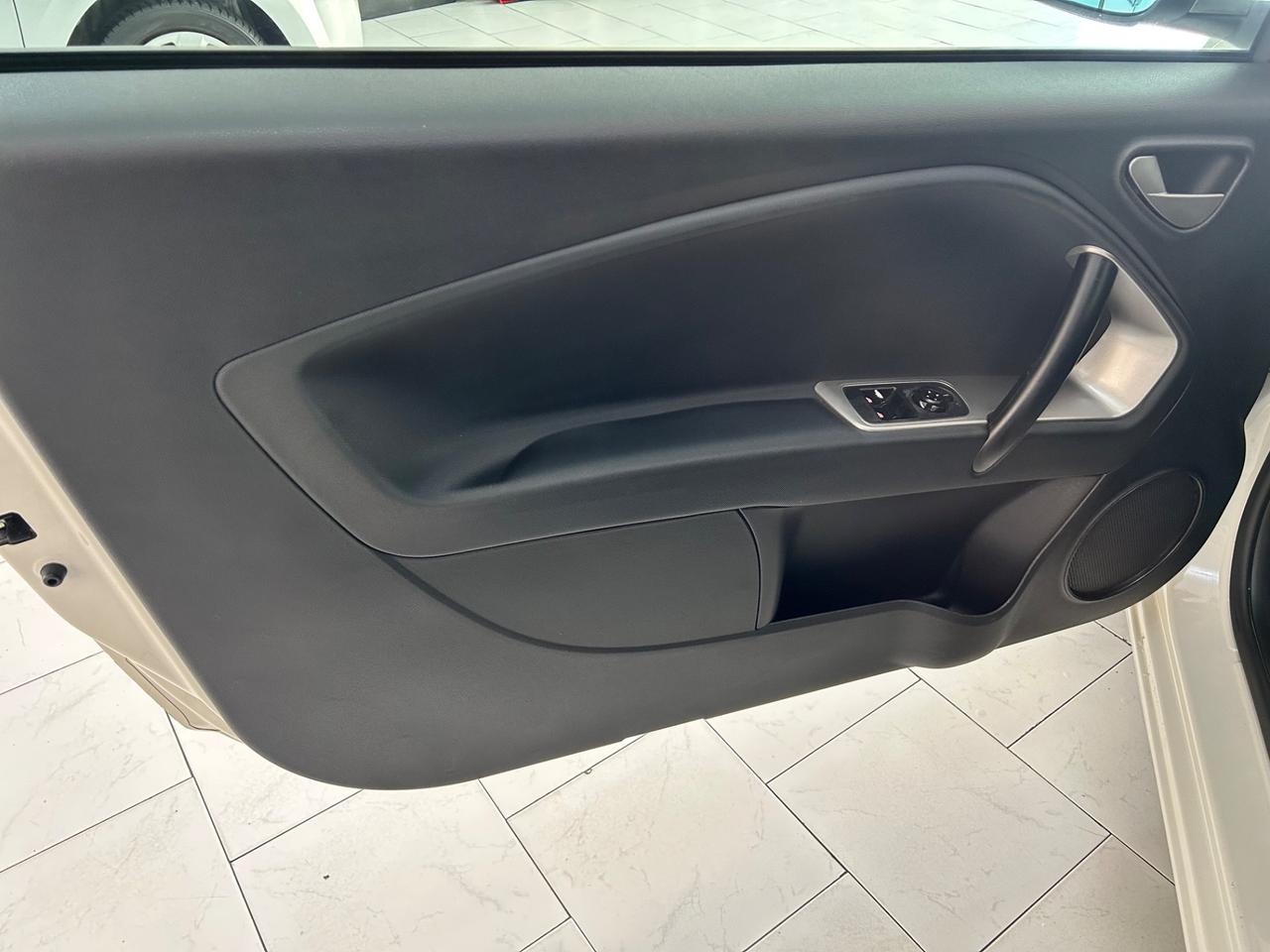 Alfa Romeo MiTo NEOPATENTATI
