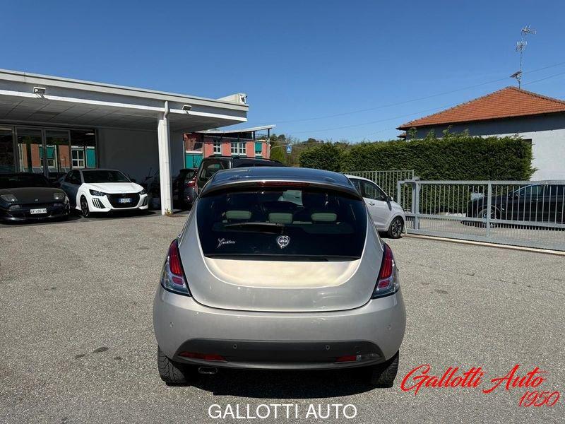 Lancia Ypsilon 0.9 Twinair 85 cv Stop & Start Platinum