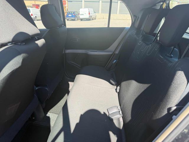 TOYOTA Yaris 1.0 5p Sol senza nessun lavoro da fare